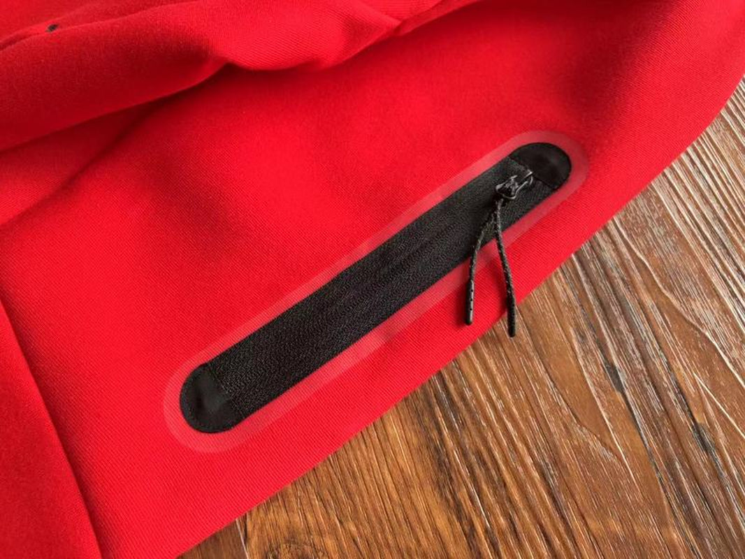 NIKE TECH FLEECE HOODIE X UNIVERSITY RED