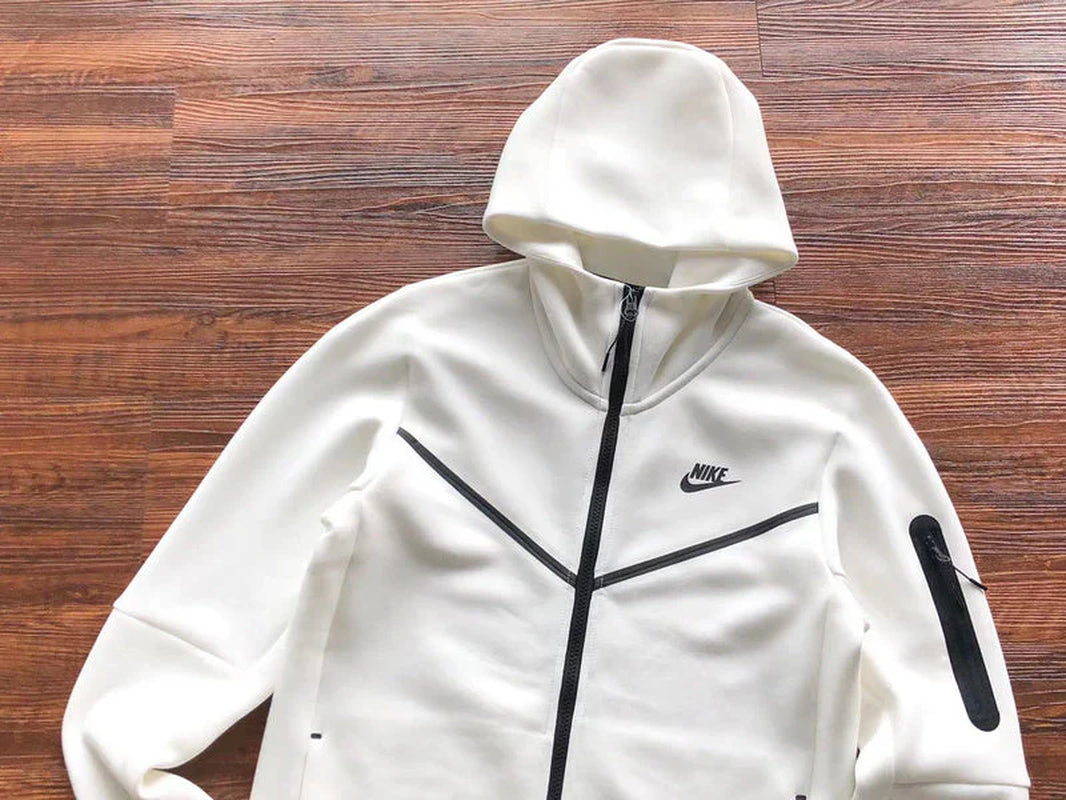 NIKE TECH FLEECE HOODIE X WHITE