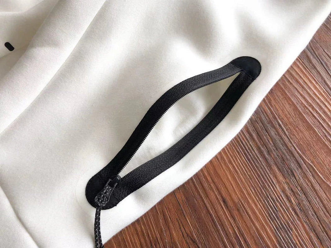 NIKE TECH FLEECE PANTS X WHITE