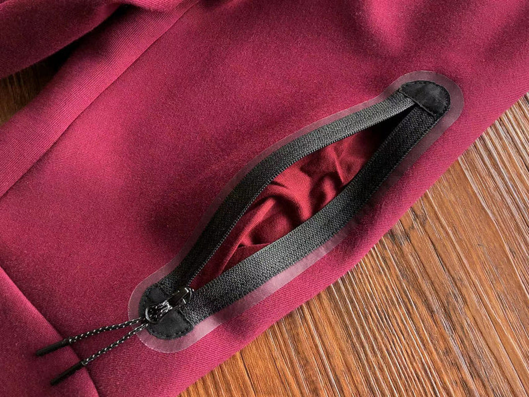NIKE TECH FLEECE HOODIE X BURGUNDY