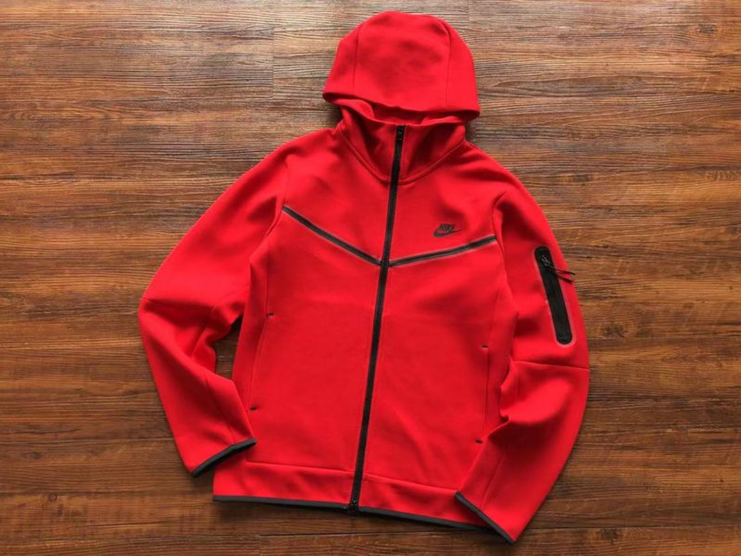 NIKE TECH FLEECE HOODIE X UNIVERSITY RED